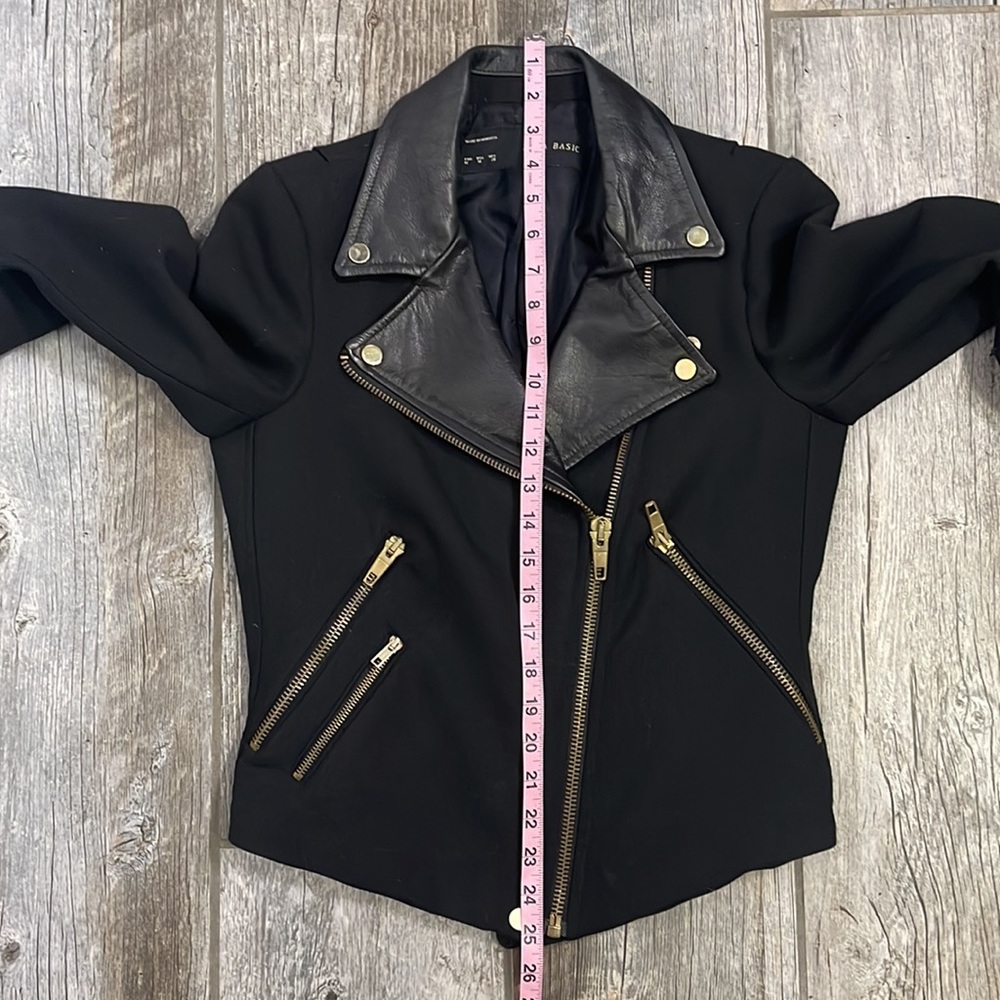 (70% OFF) EUC Zara Genuine Leather Trim BLACK Moto jacket MEDIUM MSRP: $228 - Picture 4 of 6